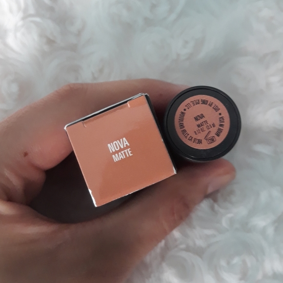 Kylie Cosmetics 💋 • "Nova" Lipstick - Picture 6 of 7